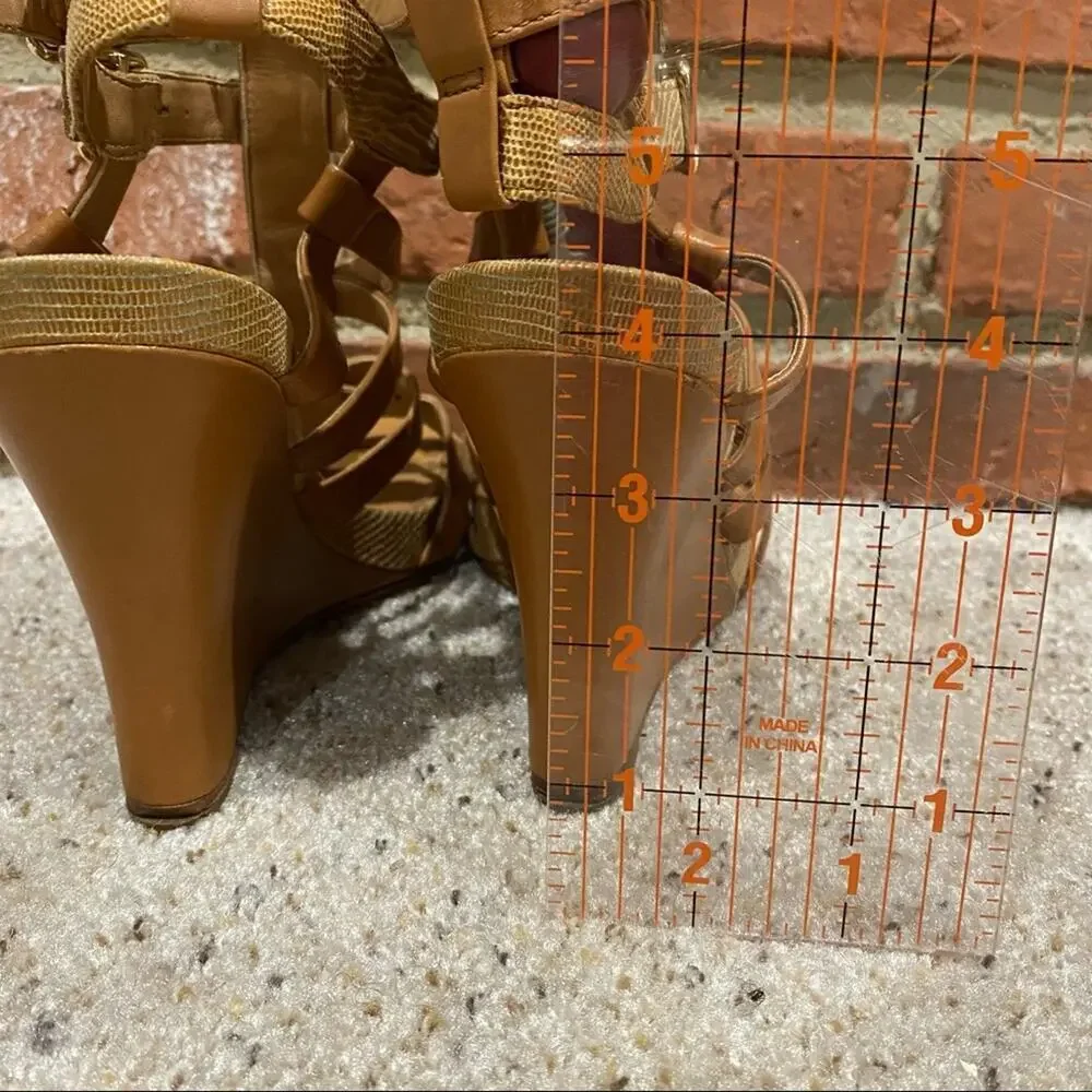 Ann Taylor Tan Wedge Sandals Sz 9.5 Brown Ankle Strap